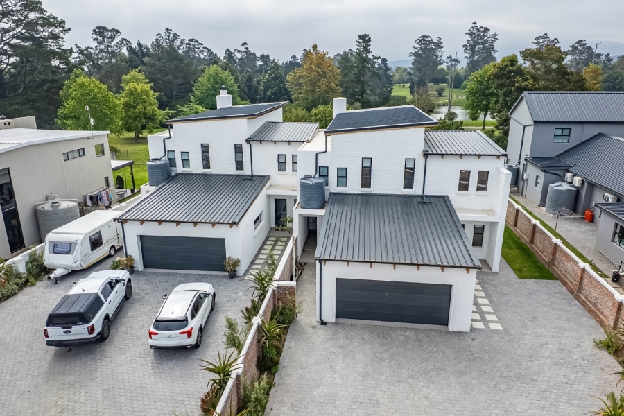 3 Bedroom Property for Sale in King George Park Western Cape